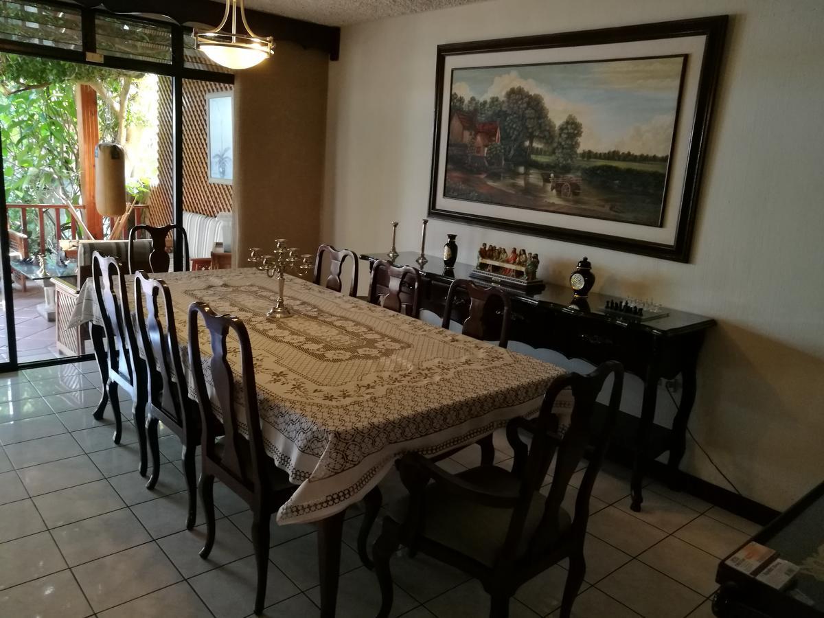 شقة Casa Familiar La Arboleda جواتيمالا المظهر الخارجي الصورة