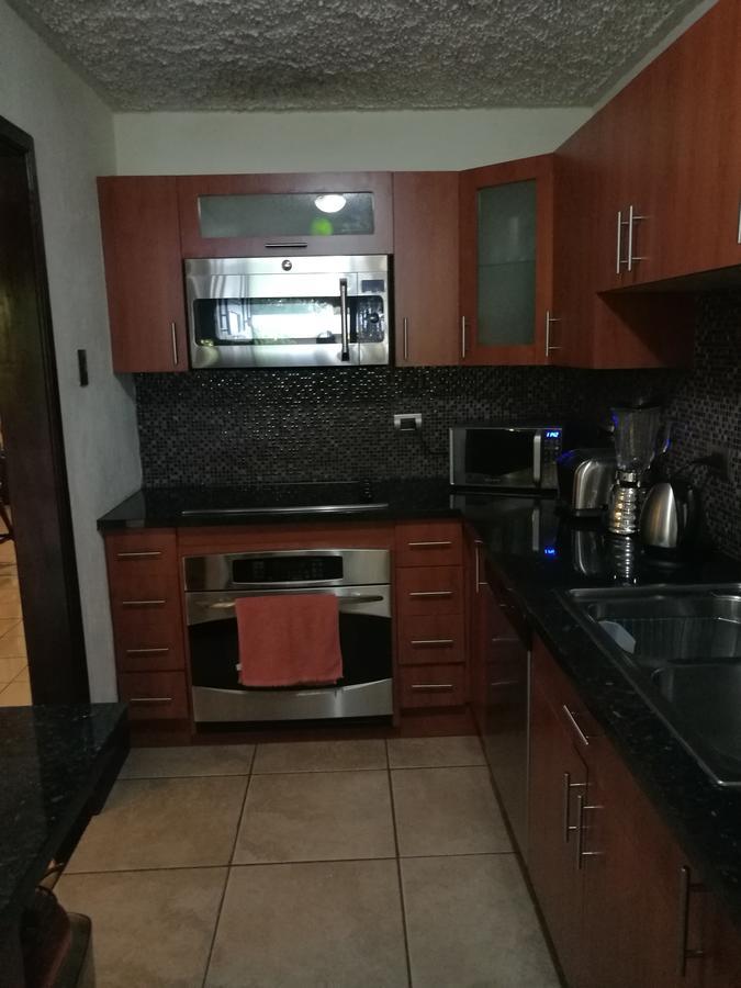 شقة Casa Familiar La Arboleda جواتيمالا المظهر الخارجي الصورة